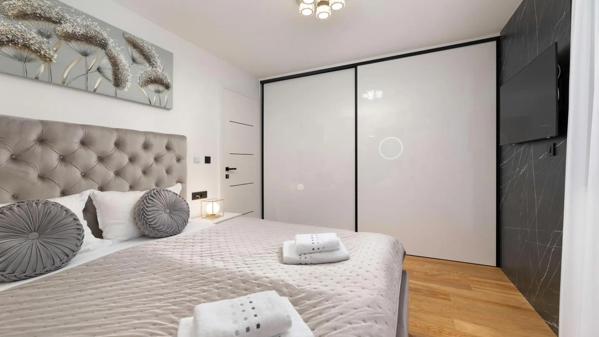 Villa Njivice Apartman Marina