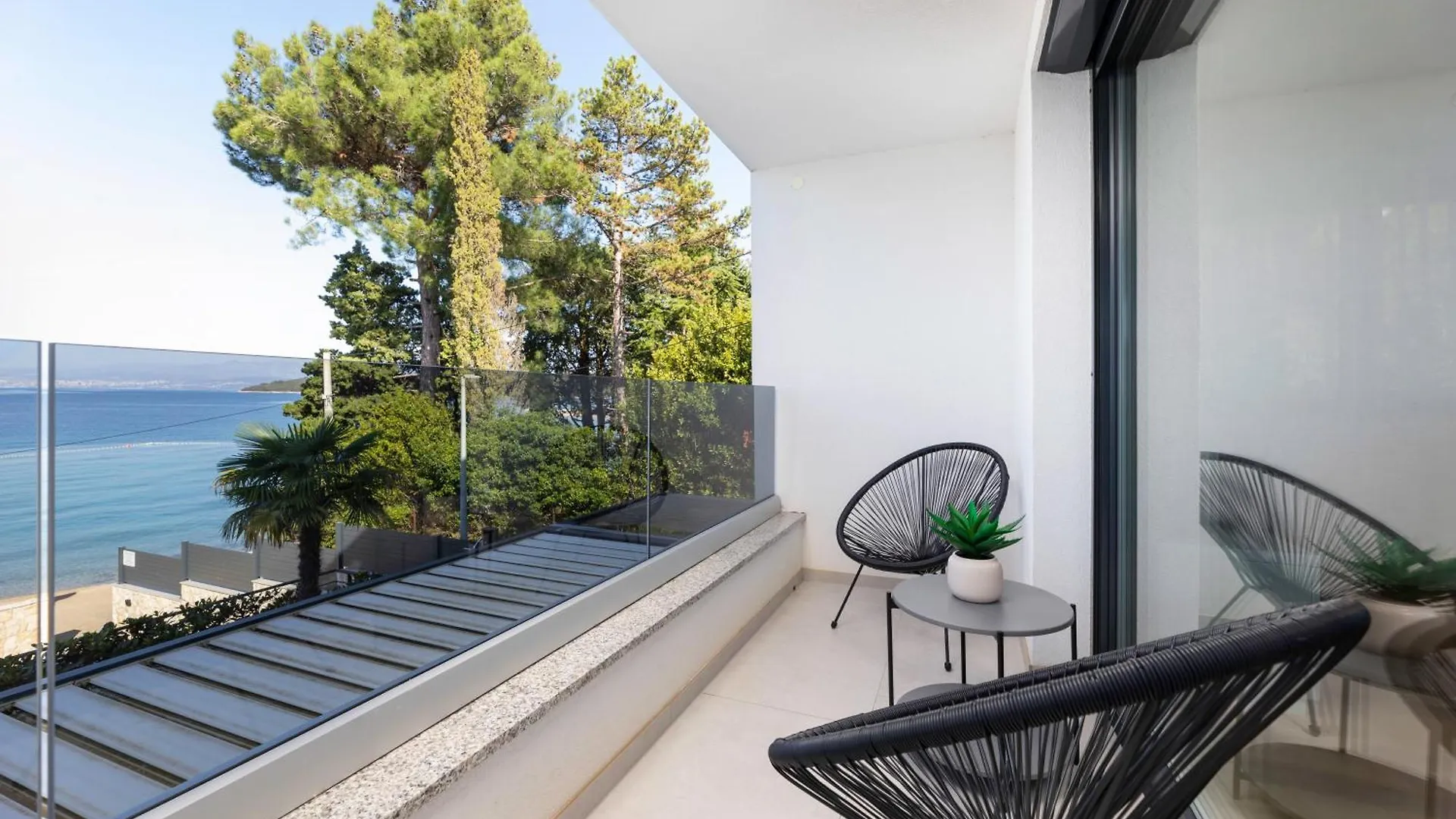 Apartment Villa Njivice Apartman Marina Croatia
